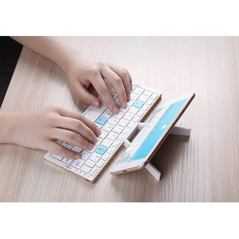 Mini Foldable Bluetooth Keyboard