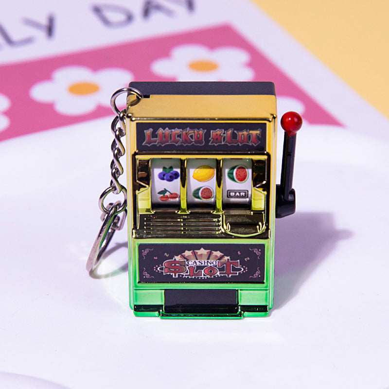 Mini fruit machine keychain