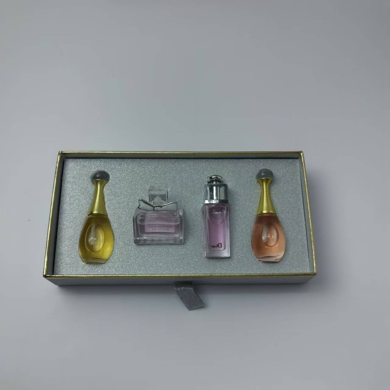 Mini Perfume Sample Set with Gift Box Options
