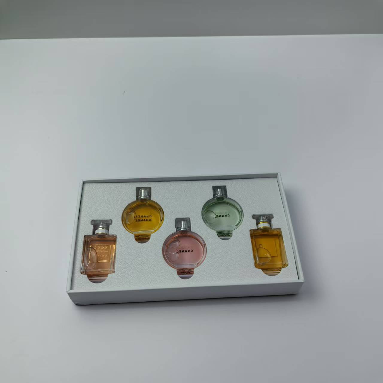 Mini Perfume Sample Set with Gift Box Options