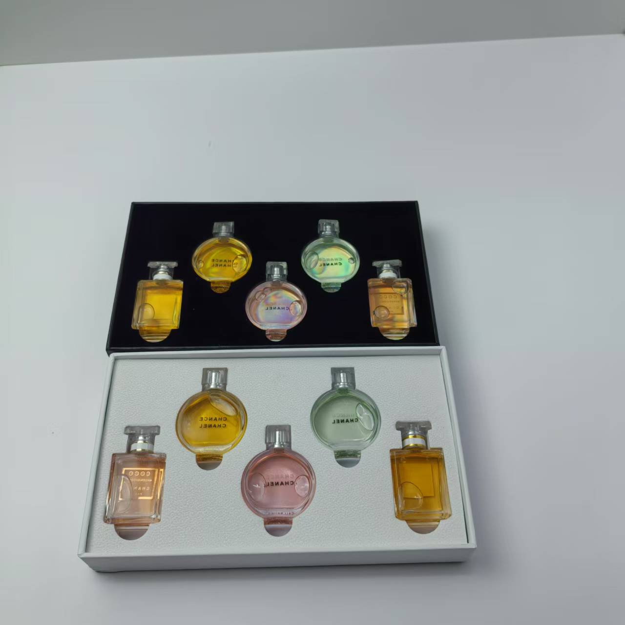 Mini Perfume Sample Set with Gift Box Options