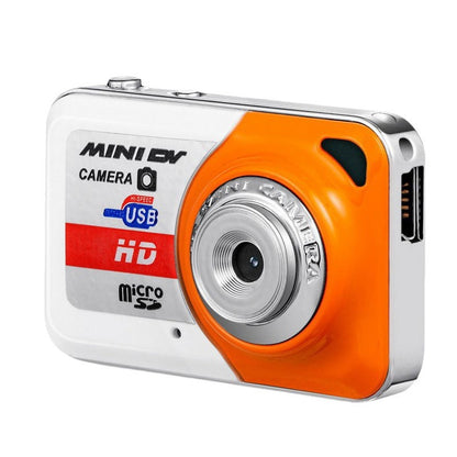 Miniature retro camera