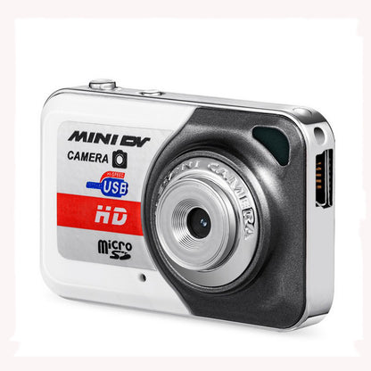 Miniature retro camera