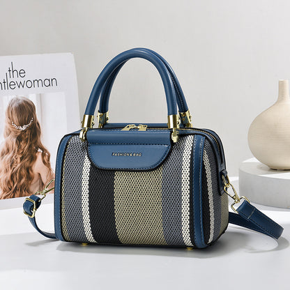 Minimalist and Elegant Women's Handbag