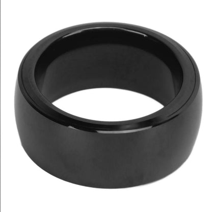 Minimalist Ceramic Couple Rings in Black and White