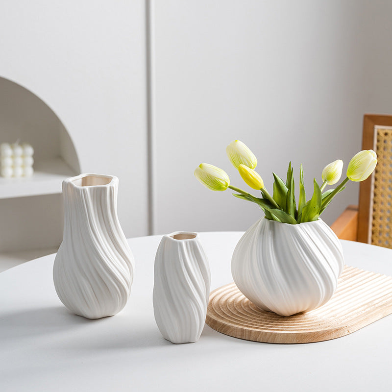 Minimalist Ceramic Flower Vase