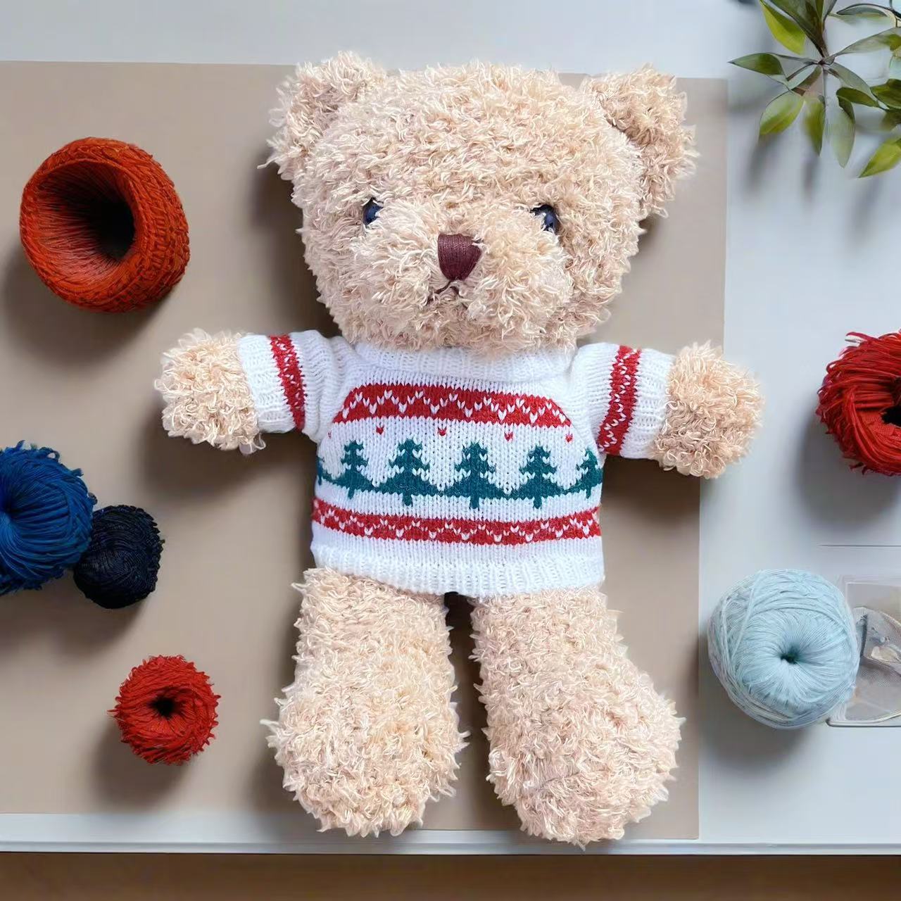 Mittens teddy bear figurine