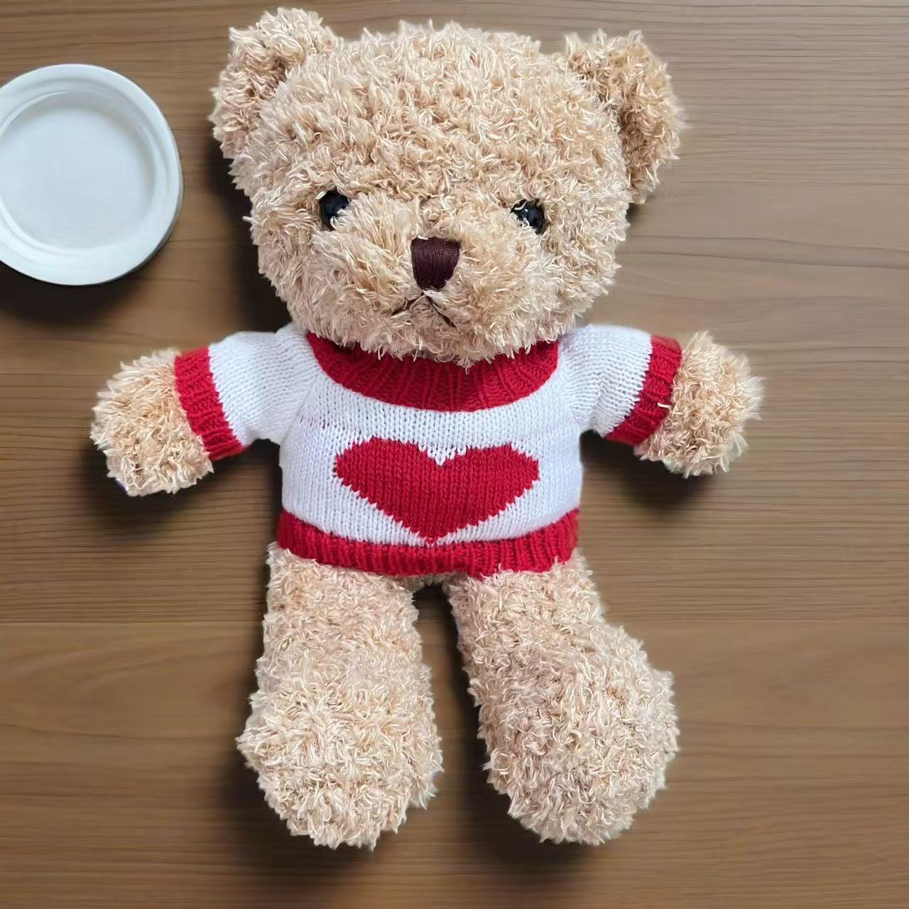 Mittens teddy bear figurine