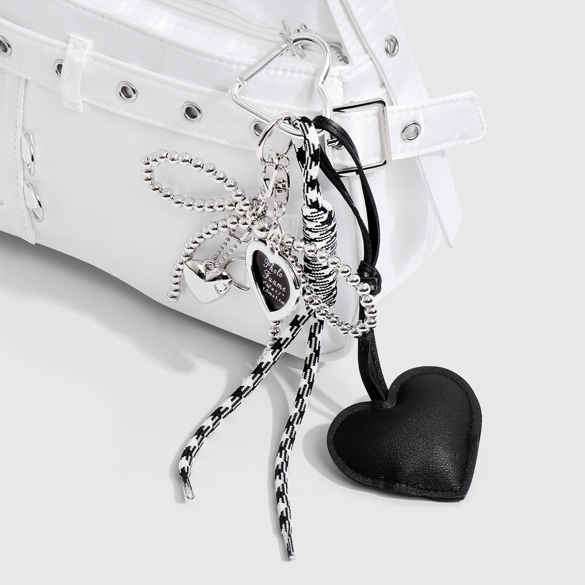 Miu Style Beaded Bow Keychain