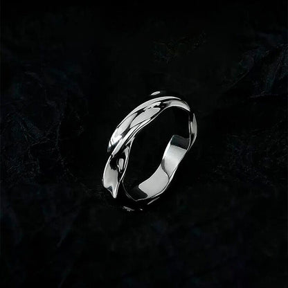 Mobius Ring Geometric Finger Ring