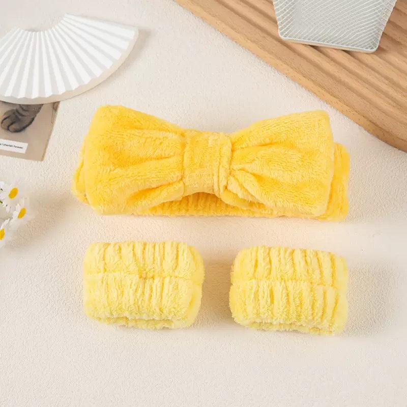 Moisture Proof Plush Wrist Bands Set