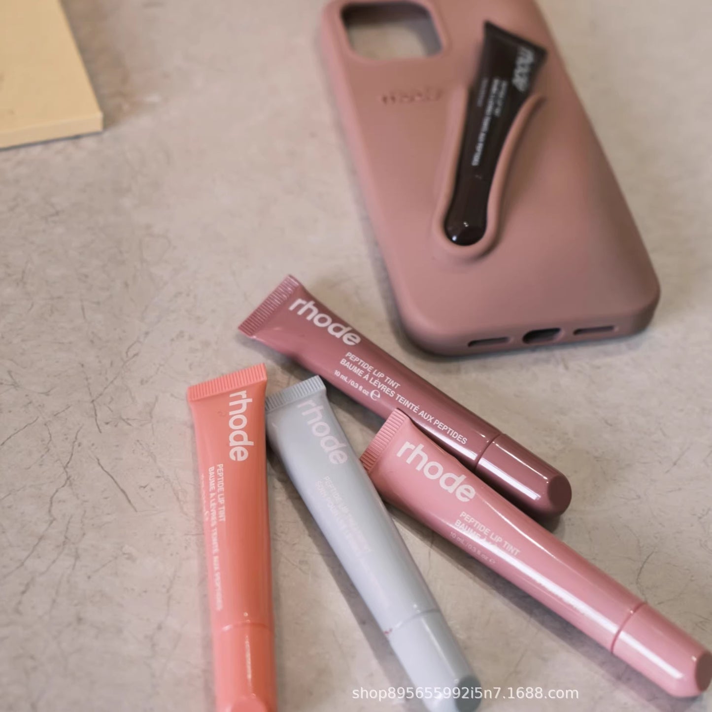 Moisturizing Lip Balm