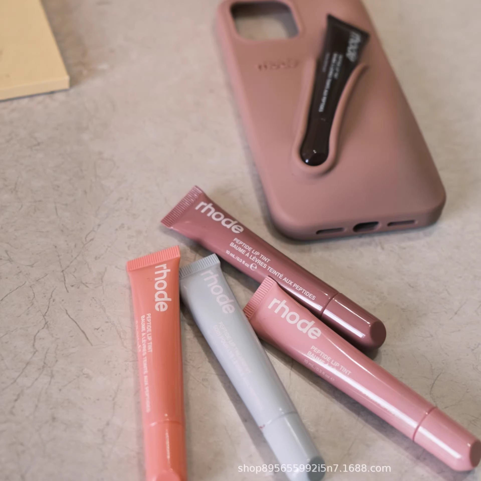 Moisturizing Lip Balm