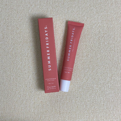 Moisturizing Shiny Lip Balm