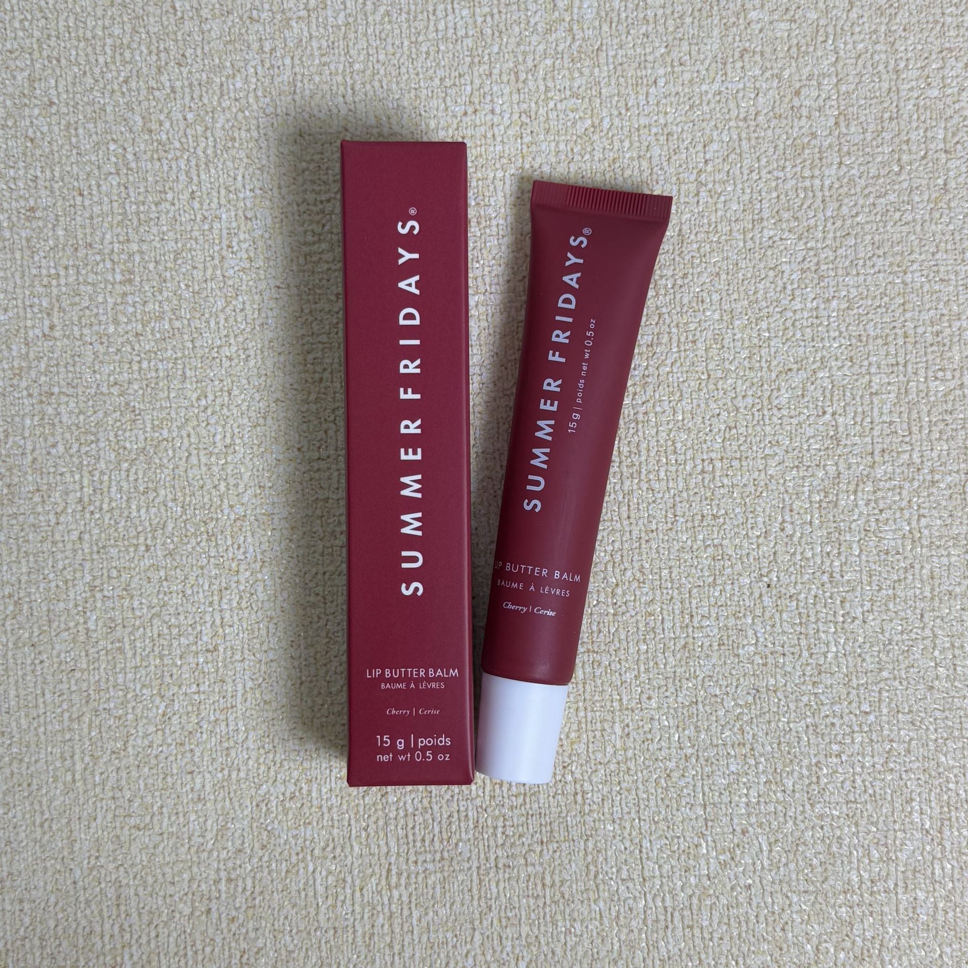 Moisturizing Shiny Lip Balm