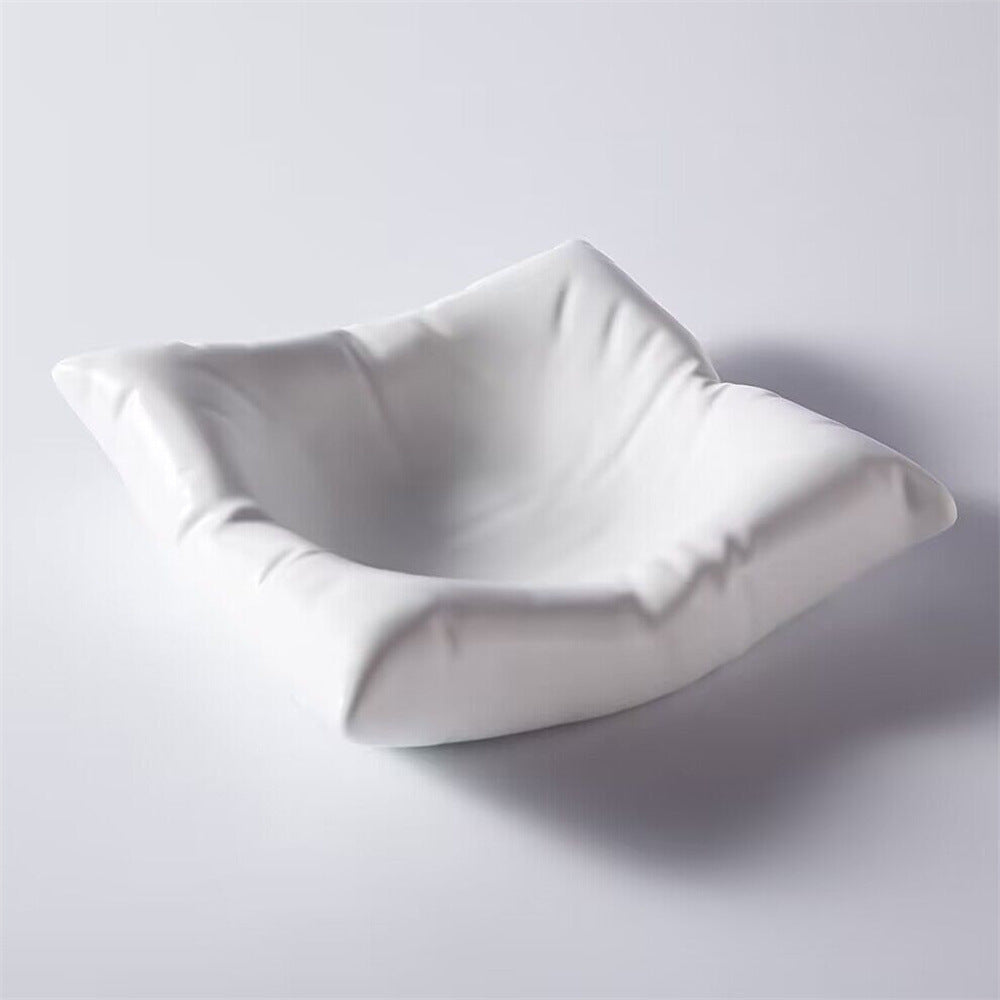 Molecular gastronomy pillow plate