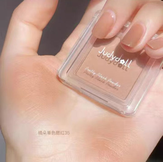 Monochrome Blush Highlight