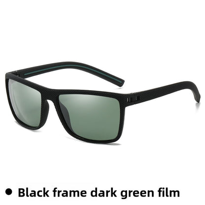 Motion polarized sunglasses