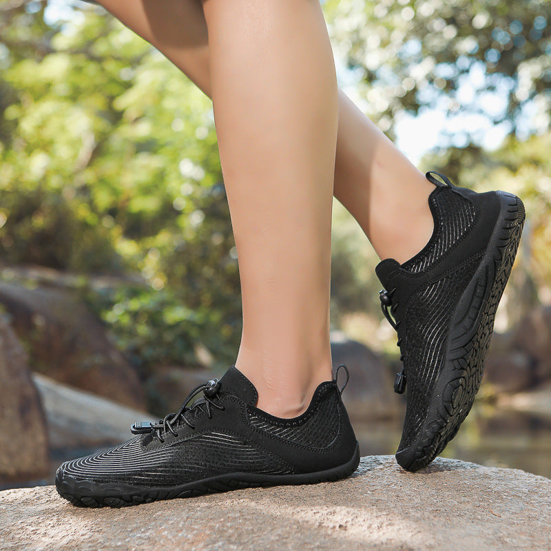 Mountaineering hiking and stream-wading shoes