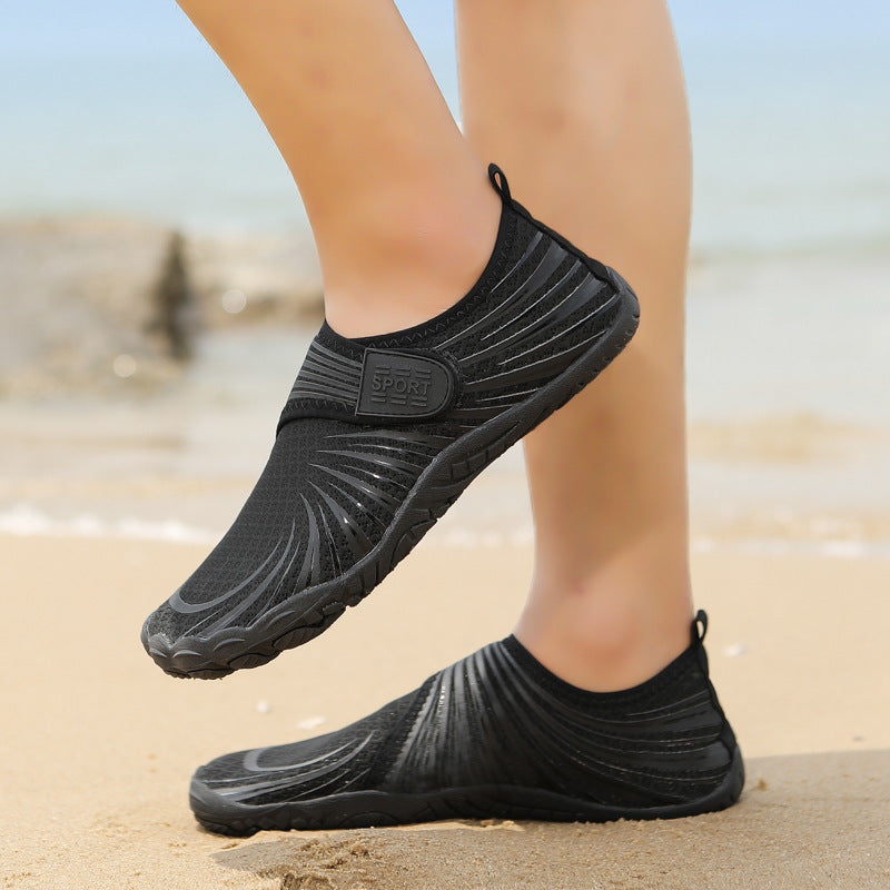 Mountaineering hiking and stream-wading shoes