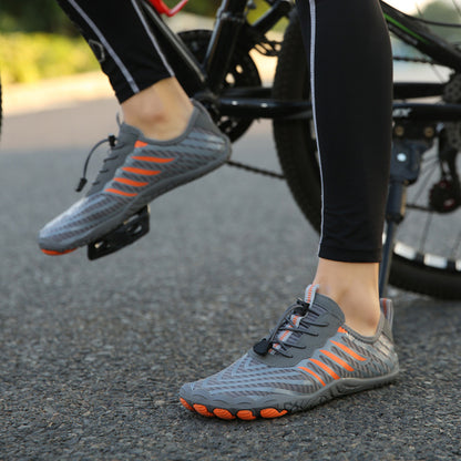 Mountaineering hiking and stream-wading shoes