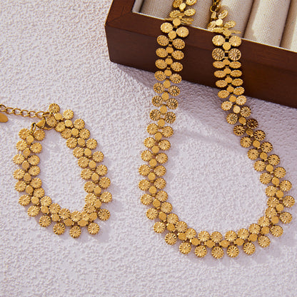 Multi-circle mosaic necklace