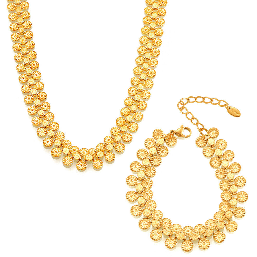 Multi-circle mosaic necklace