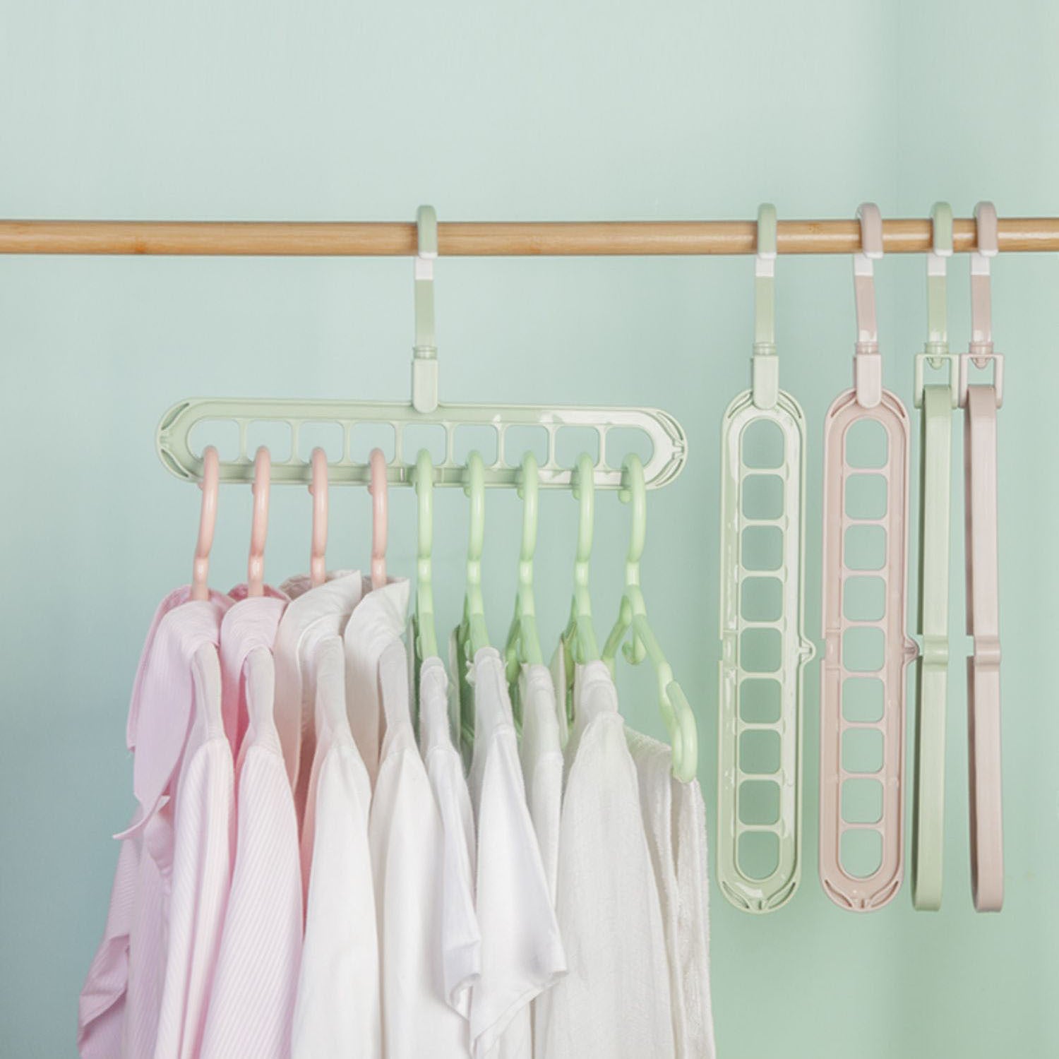 Multi-functional Nine-hole Hanger