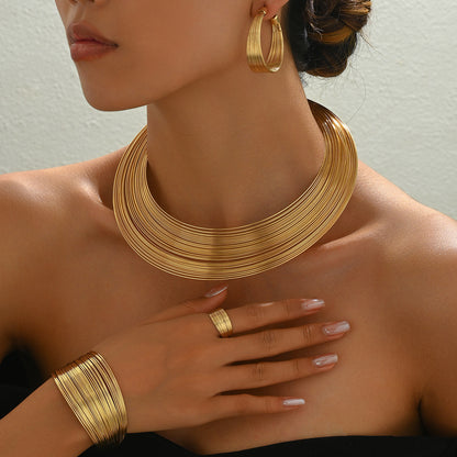 Multi-layer collar set