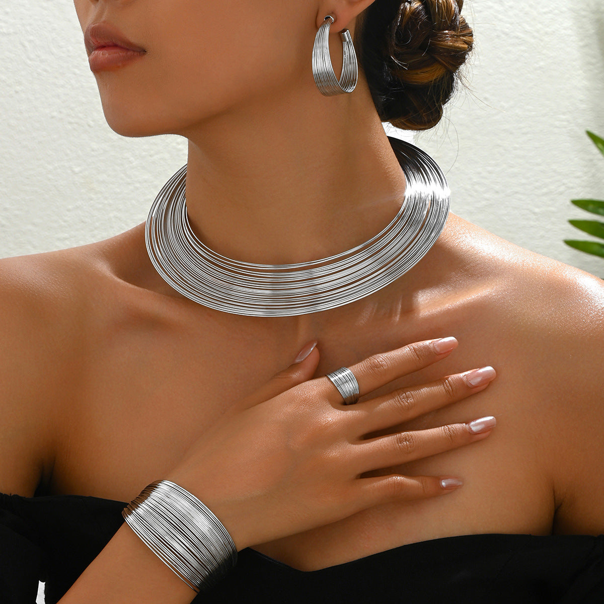 Multi-layer collar set