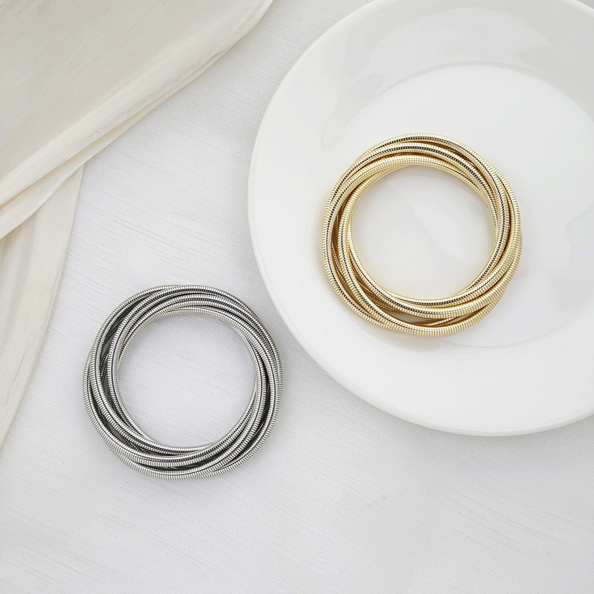 Multi-layer Line Spring Bracelet