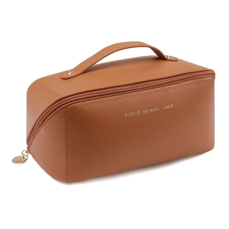 Multi-layer makeup storage bag