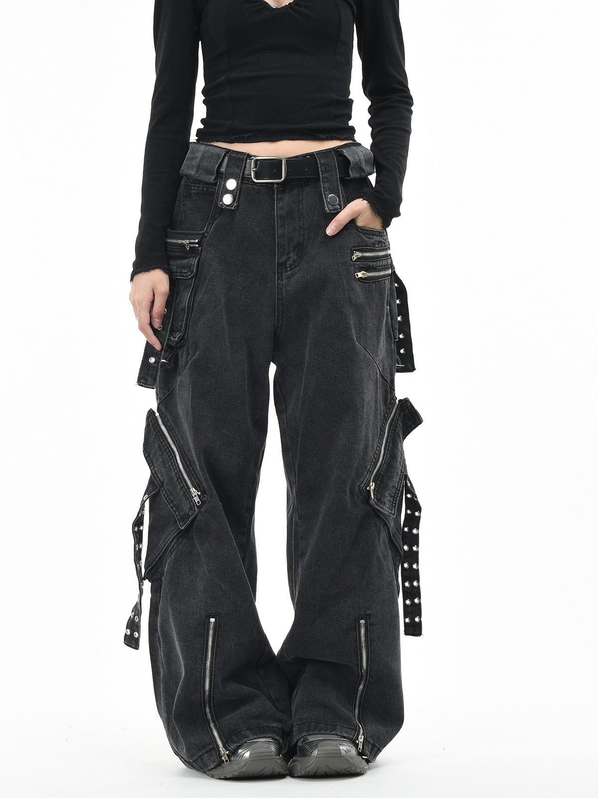 Multi-Pocket Cargo Jeans