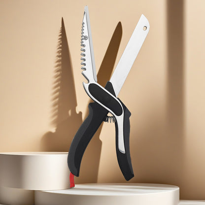 Multi-purpose vegetable scissors for the kitchen