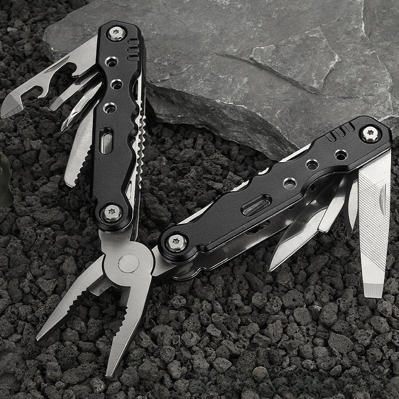 Multifunctional Folding Pliers