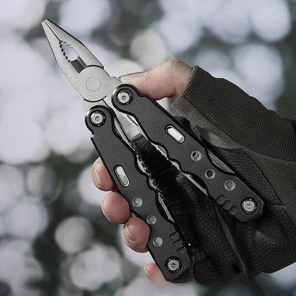 Multifunctional Folding Pliers
