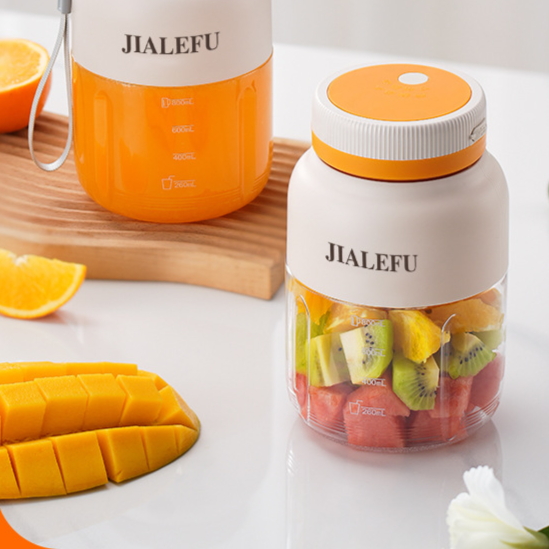 Multifunctional juicer