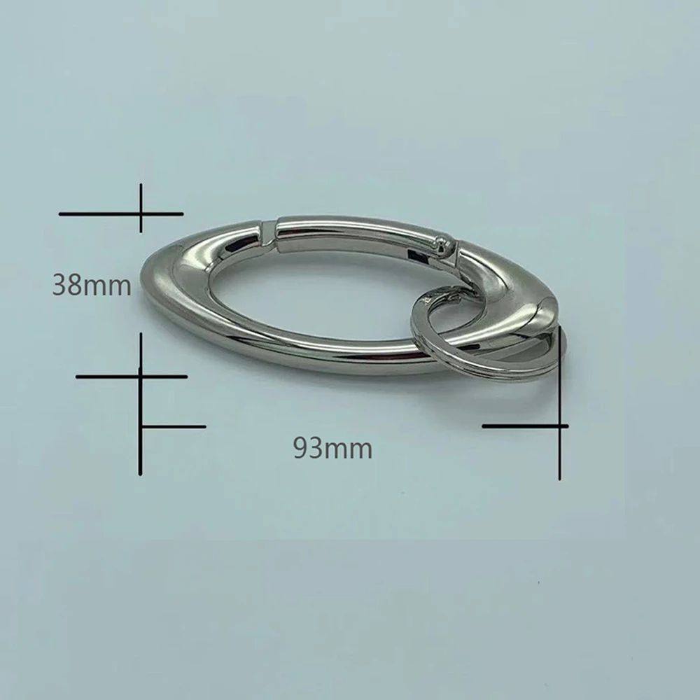 Multifunctional keychain