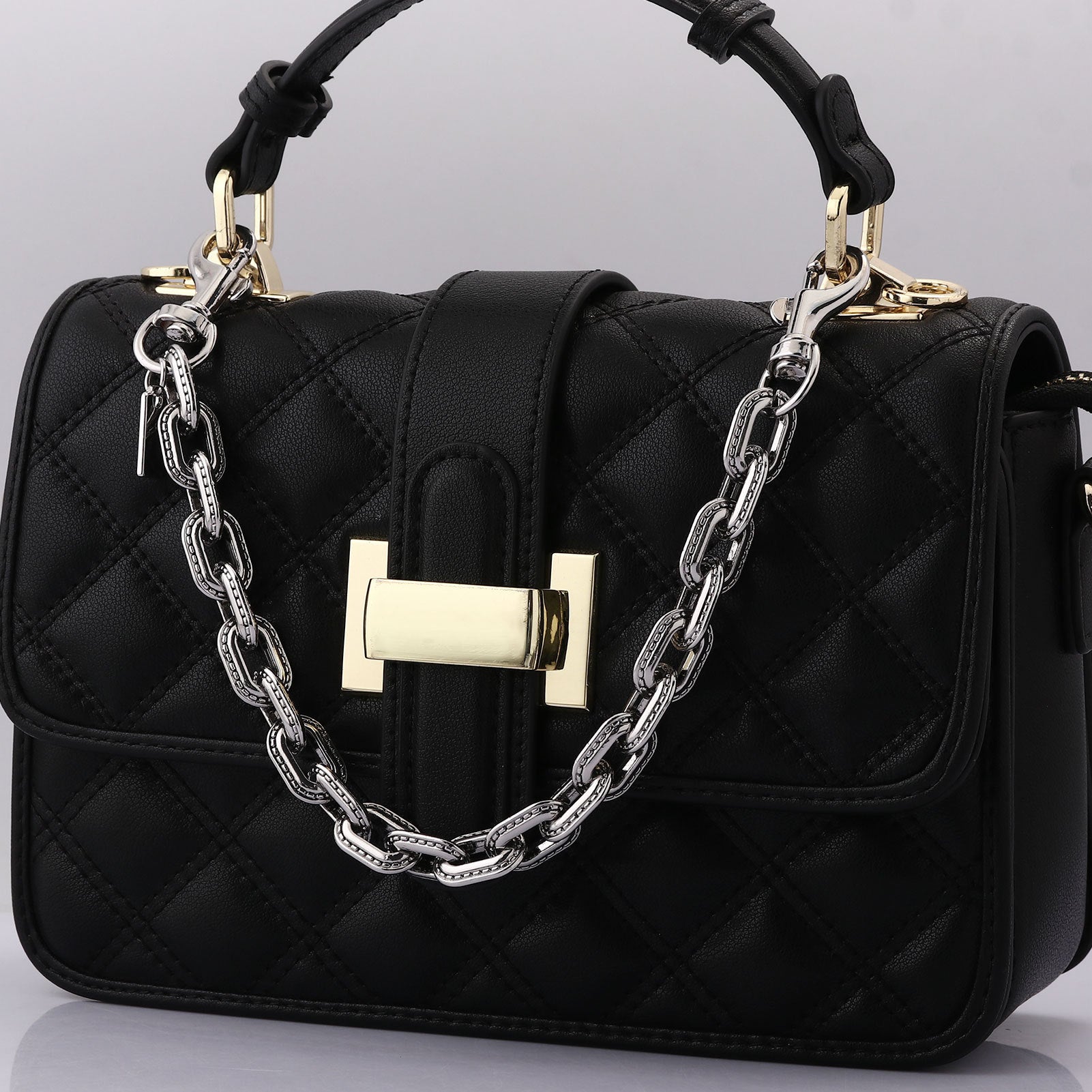 Multifunctional Pearl Rhinestone Keychain