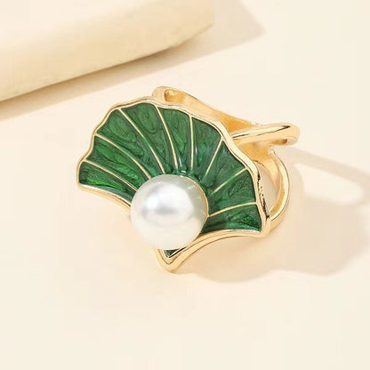 Multifunctional Pearl Scarf Buckle