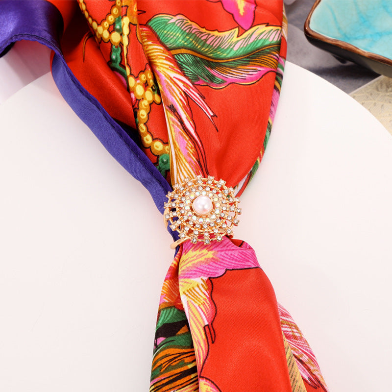 Multifunctional Pearl Scarf Buckle