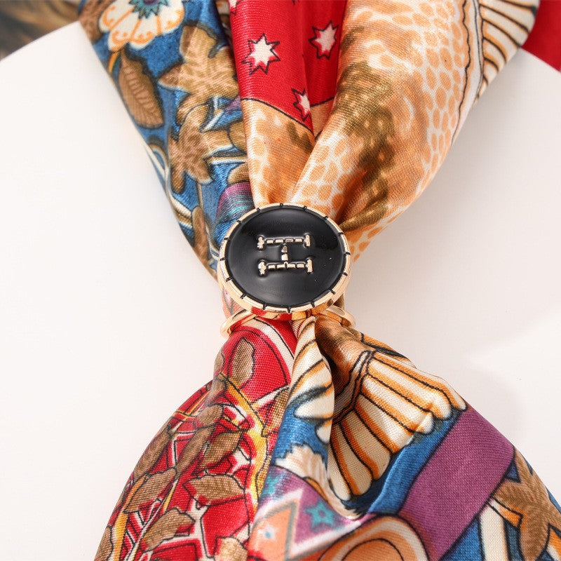 Multifunctional Pearl Scarf Buckle