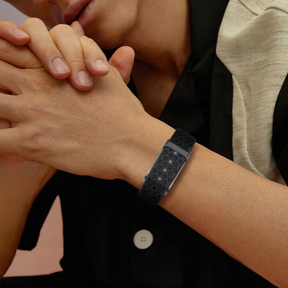 Multifunctional Smart Health Watch with Bluetooth Connectivity