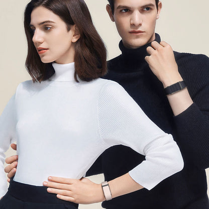 Multifunctional Smart Health Watch with Bluetooth Connectivity