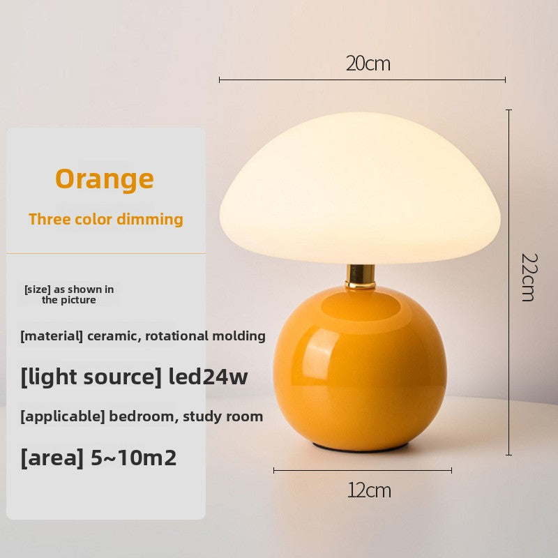 Mushroom-shaped desk lamp