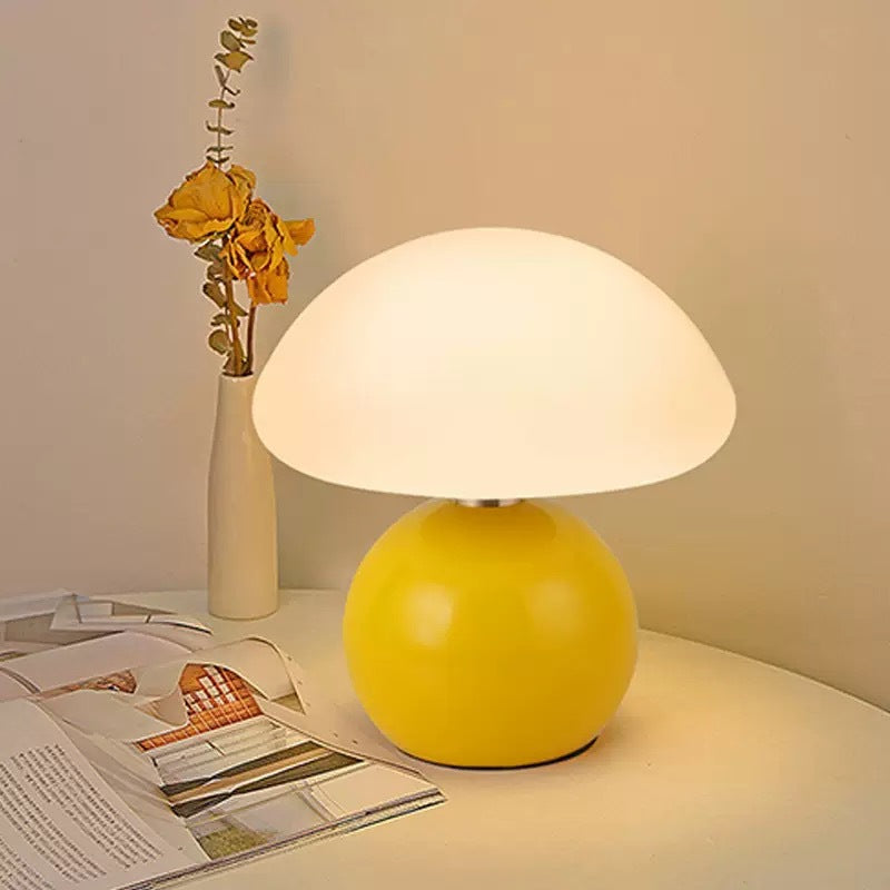 Mushroom-Shaped Small Table Lamp