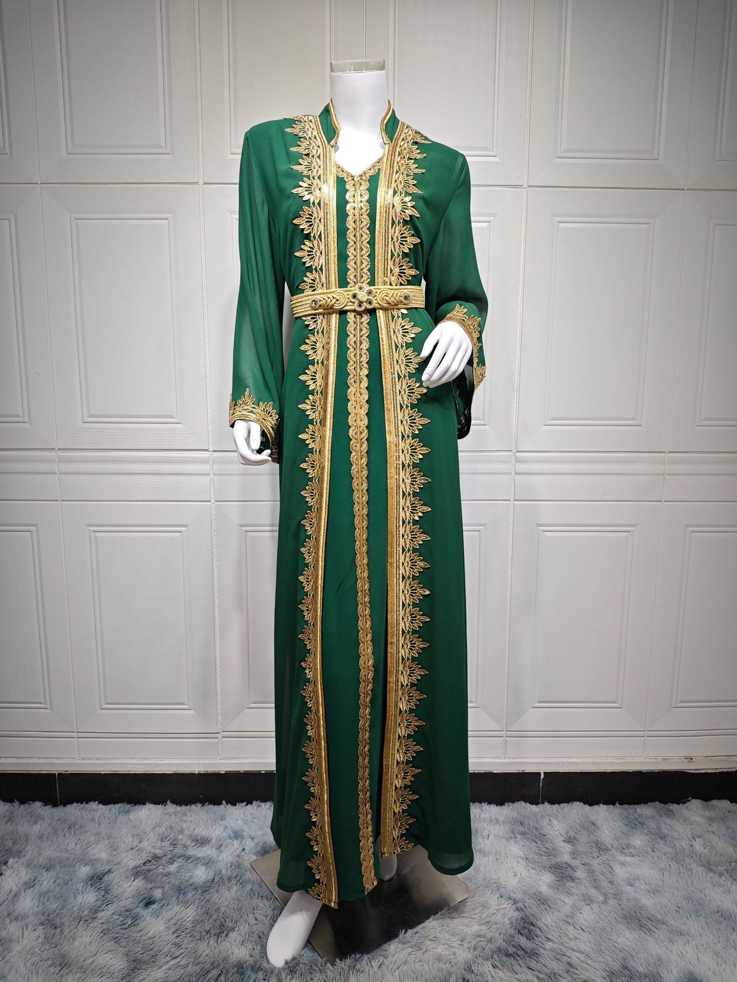 Muslim dress