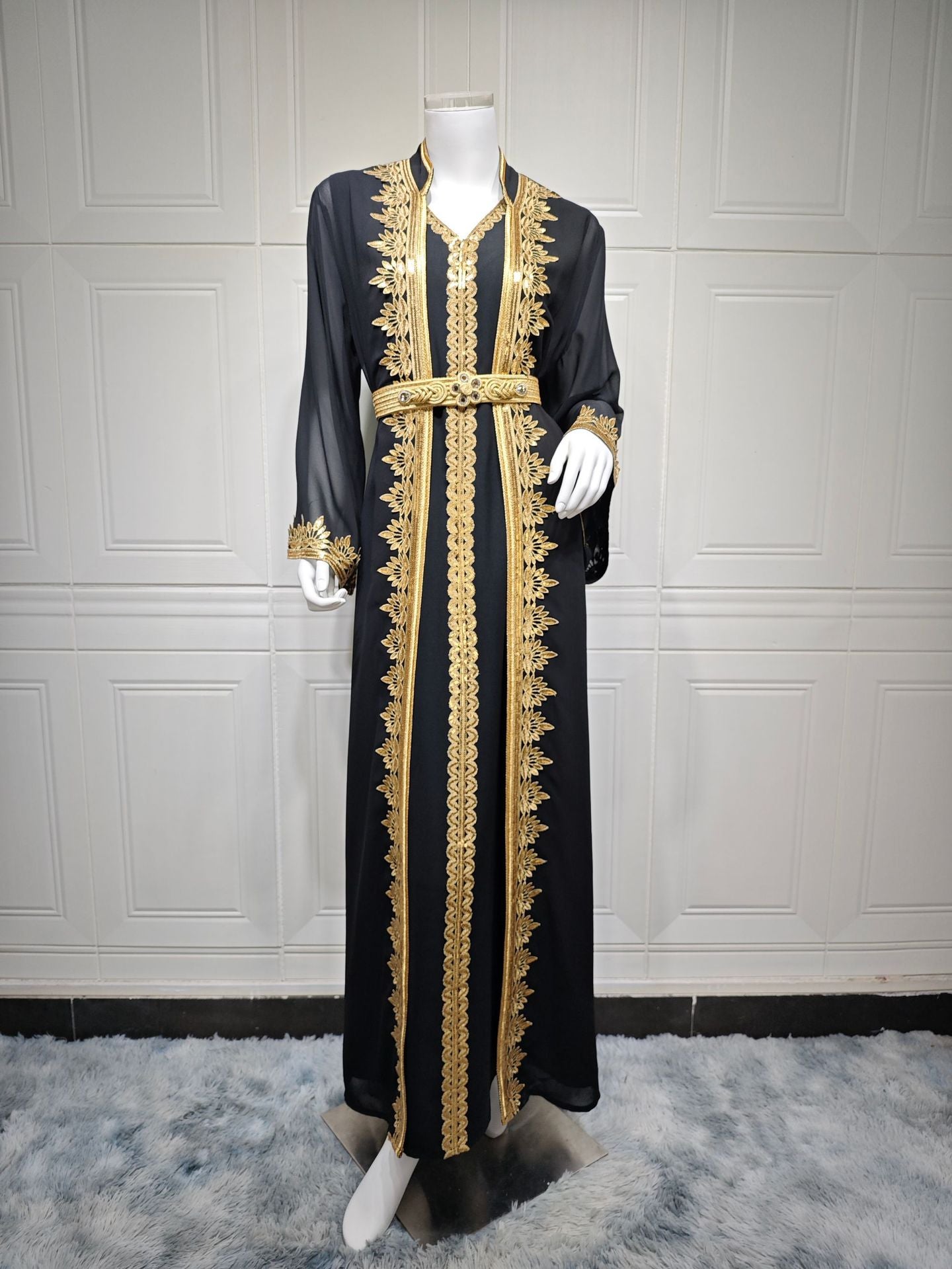 Muslim dress