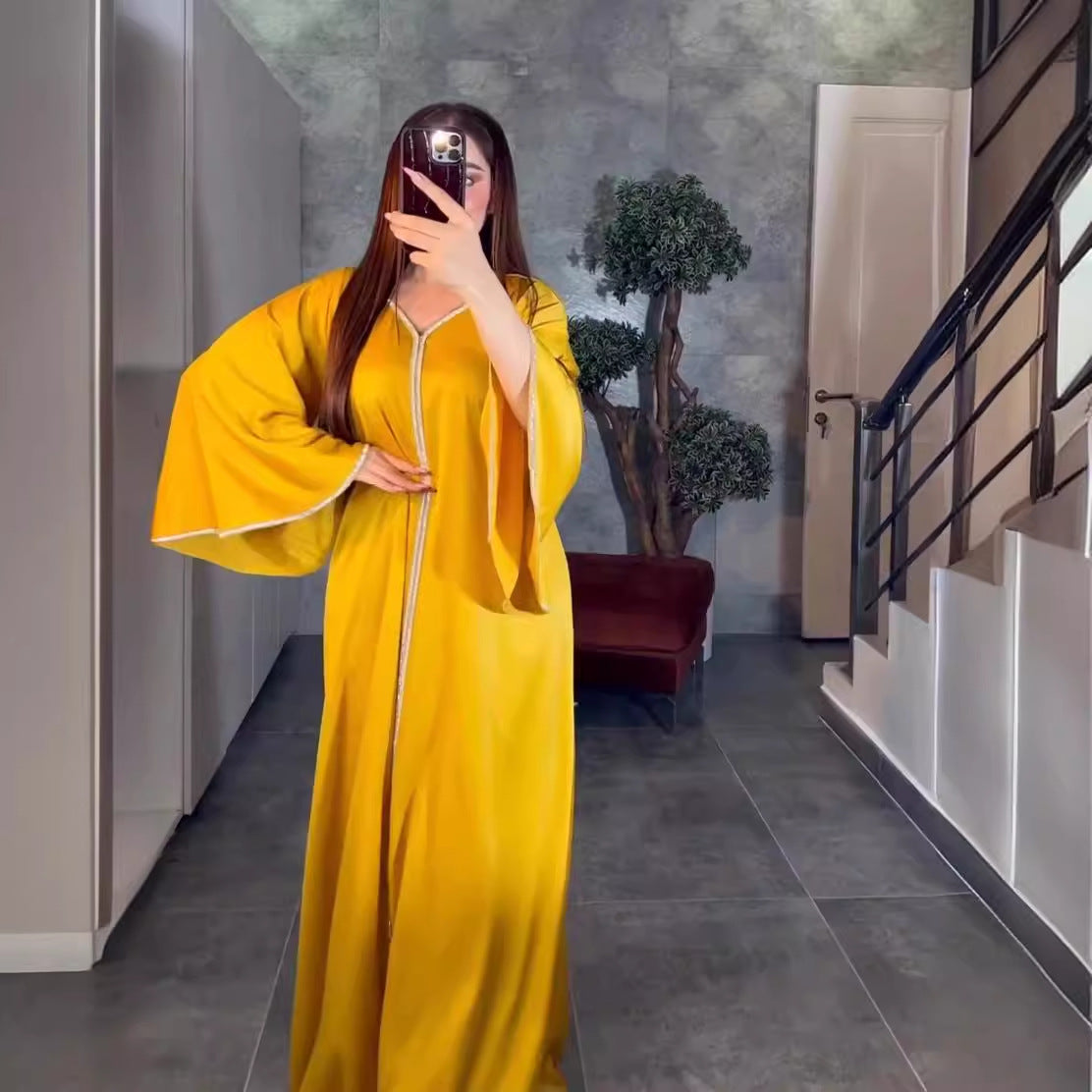 Muslim fashion women's robes with rhinestones