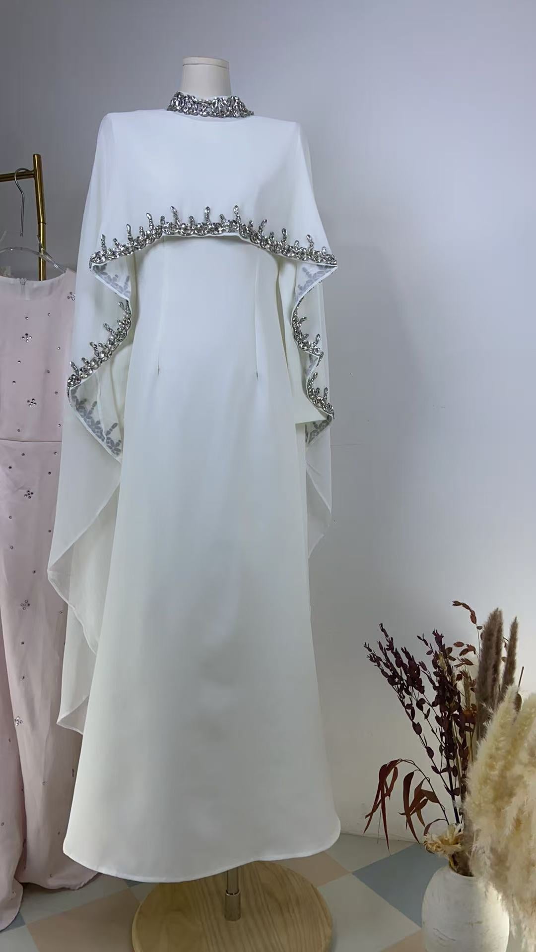 Muslim fringed dress robe